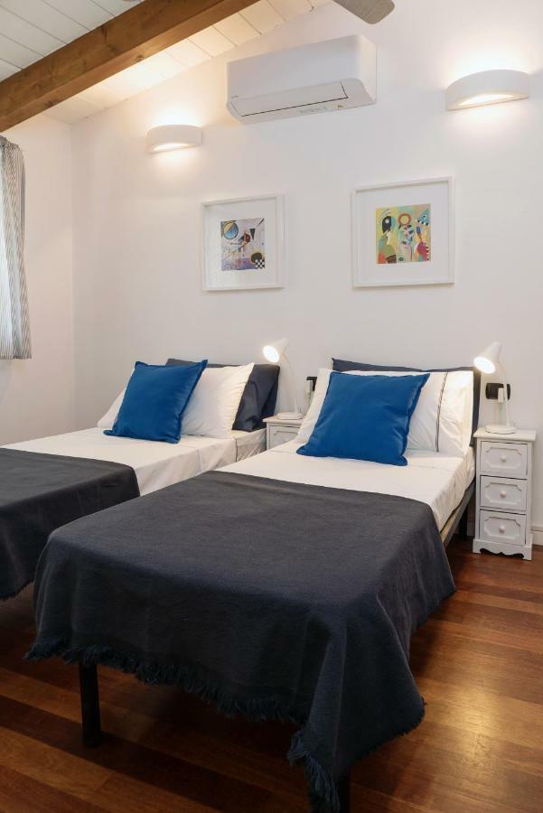 Large Apartment In Milan Center Esterno foto